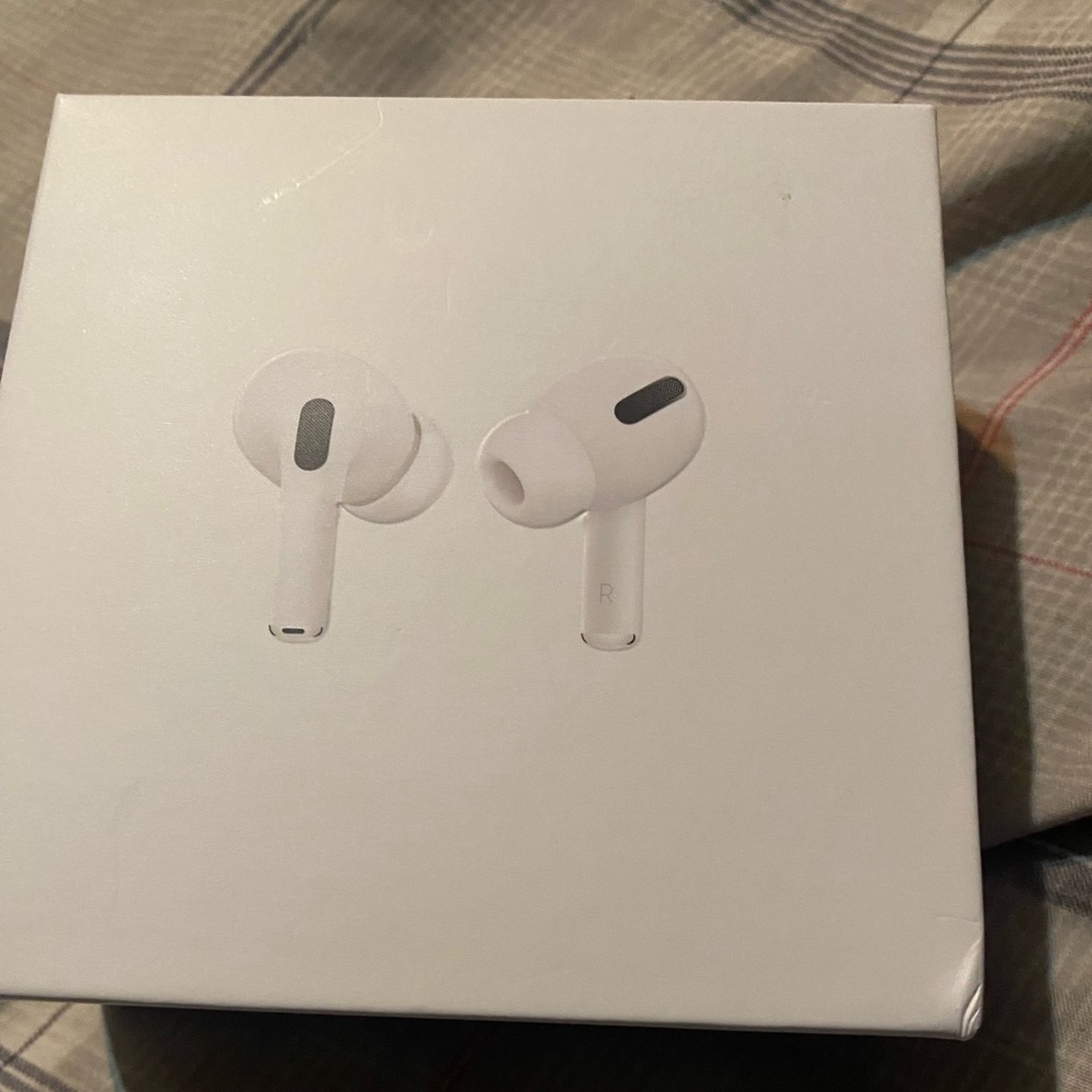 AIRPOD PROS - Picture 3 of 5
